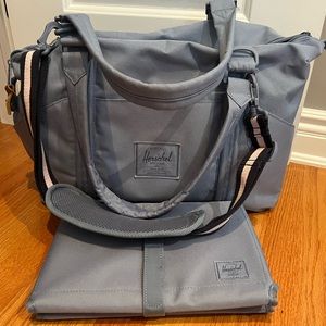 Herschel Strand Duffle Bag Sprout in Stonewash